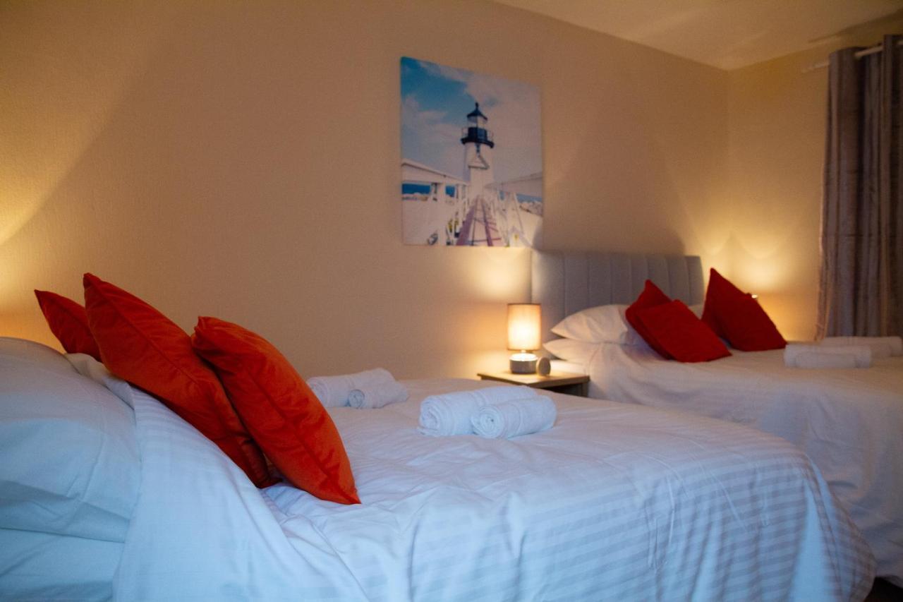 Carvetii - Fox House - 1St Floor Flat Sleeps Up To 8 Apartment Dunfermline Exterior photo